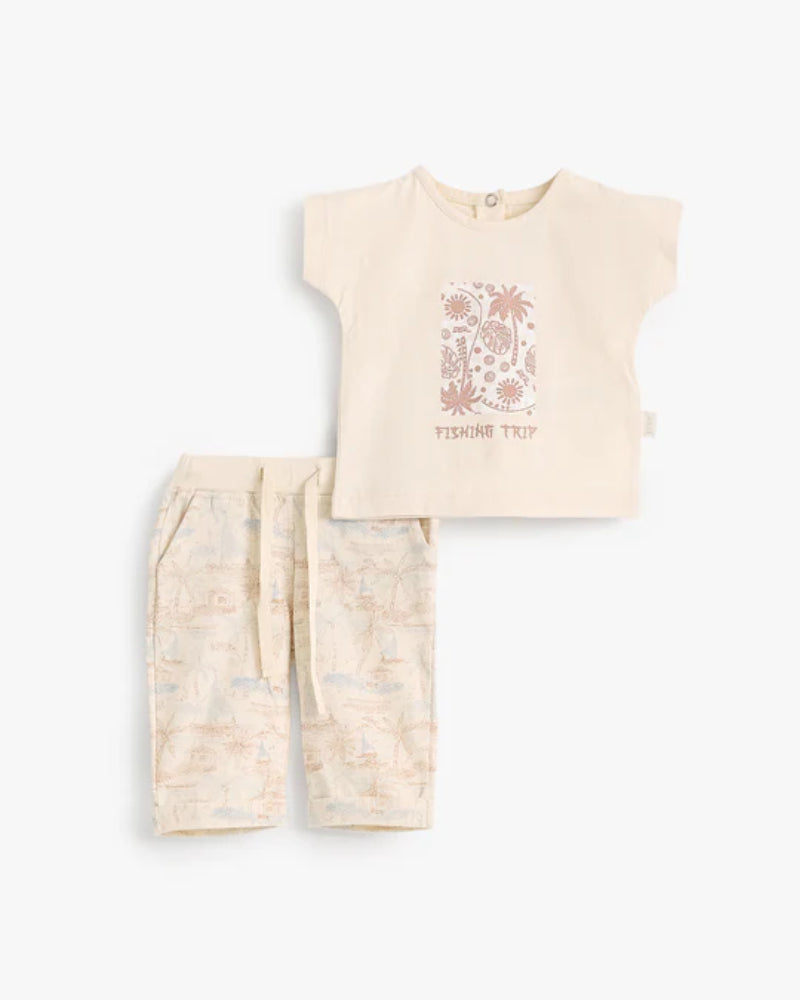 COLOR::Beige