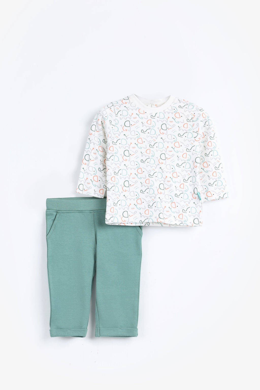 COLOR::White