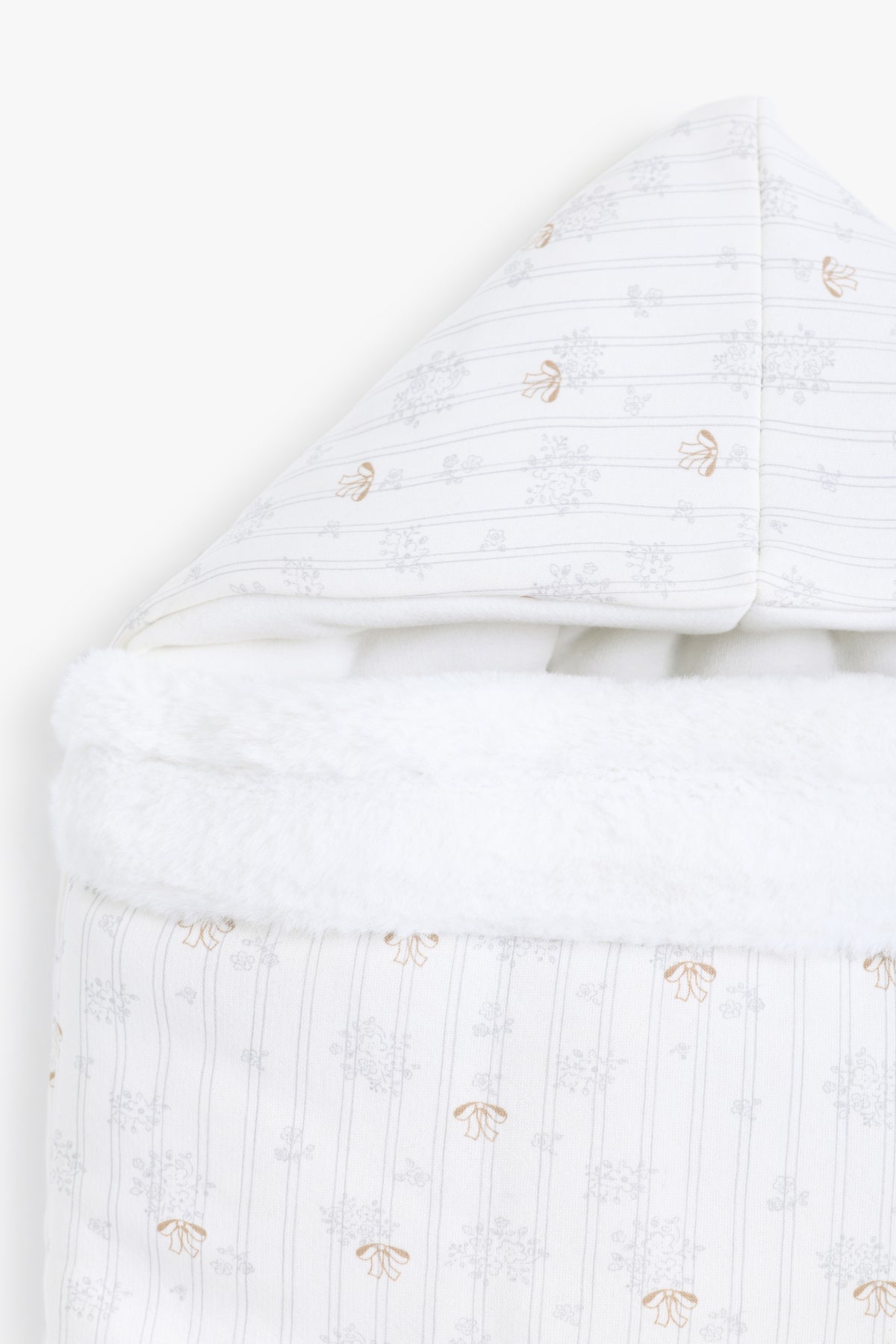 Junior Baby Car Seat Nest - Glory Ivory