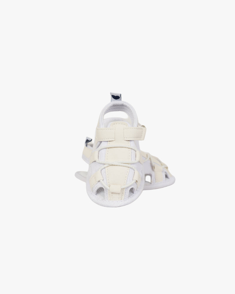 COLOR::White
