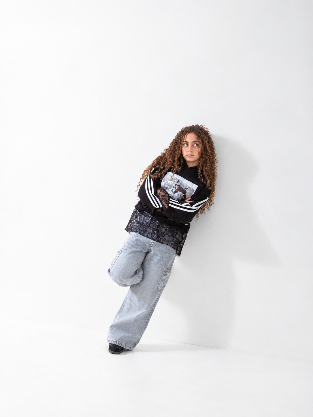 Girls' Lace-Hem Graphic Hoodie - Black