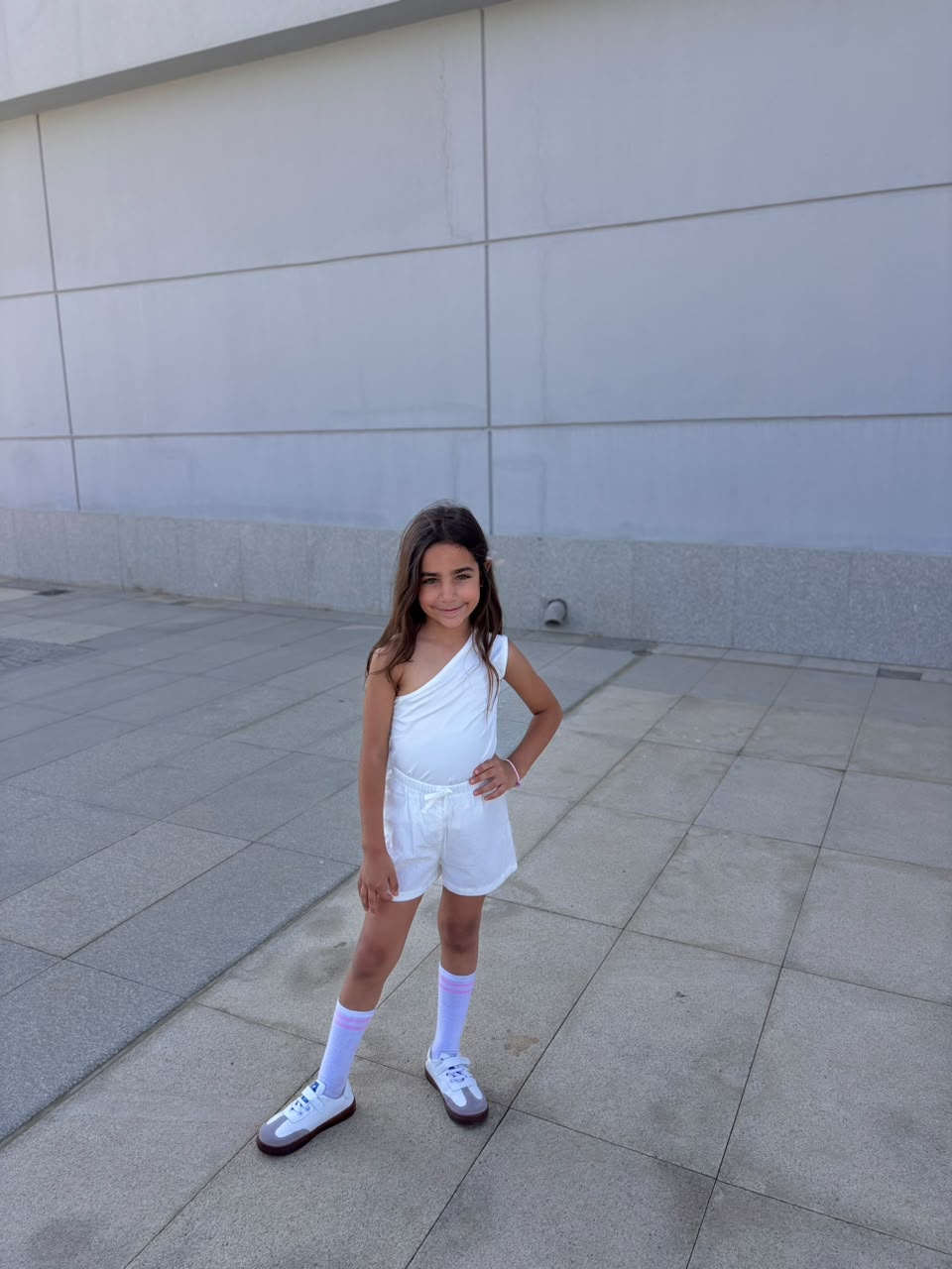 Girls' White Cotton Drawstring Shorts – Casual Elastic Waist Summer Shorts