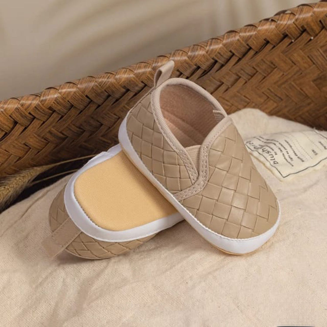 COLOR::Beige