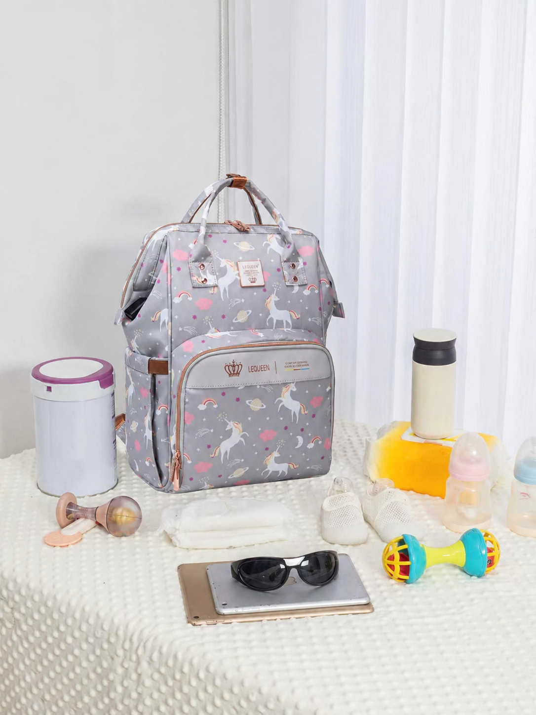 LEQUEEN Gen 8 Classic Diaper Backpack - Grey Unicorn Print