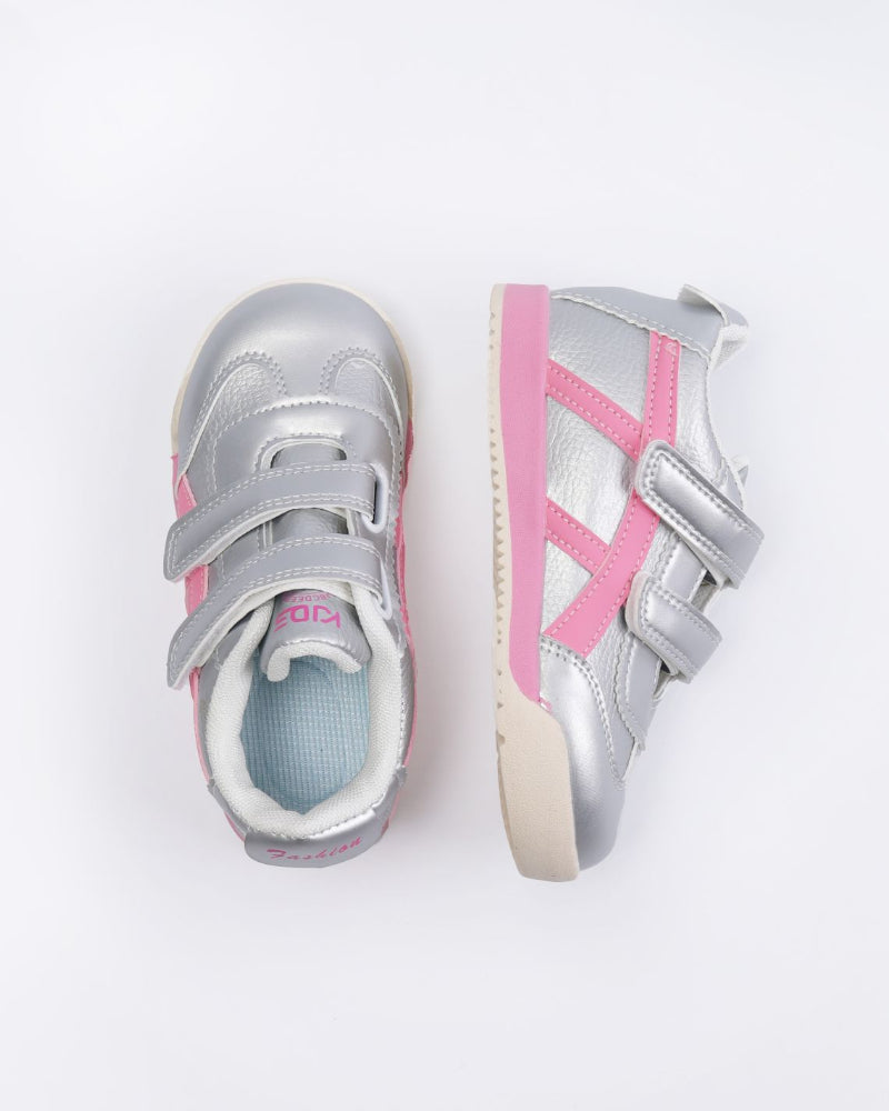 COLOR::Pink