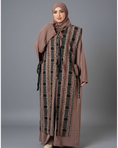 Abaya with two inner pockets