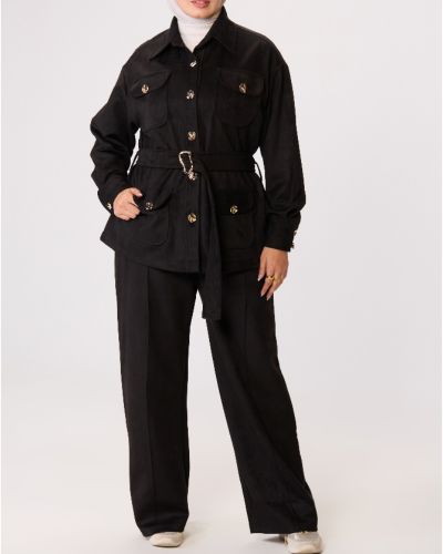 طقم استرخاء أنيق من السويد الفاخر