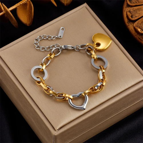 /1/7/175476077330583_gold_plated_bracelet_1_.png