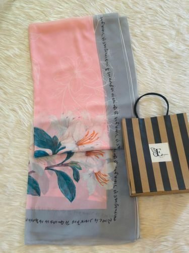 Jasmine scarf