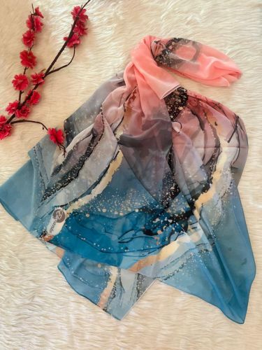 Ava scarf