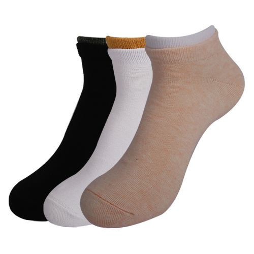 Future A Pack of Women Ankle socks from Future