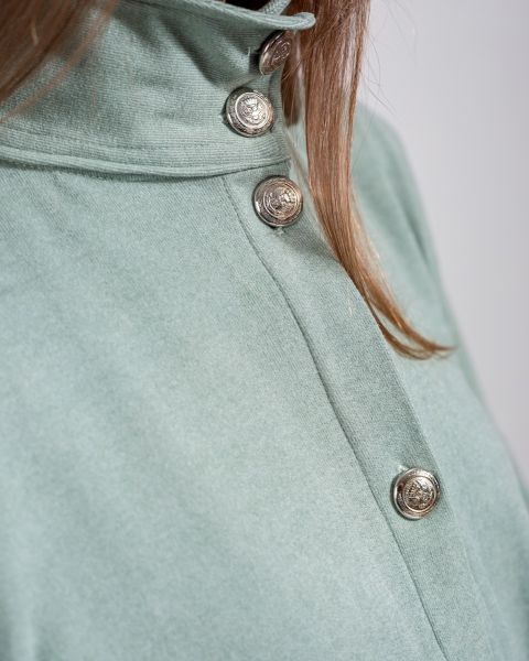 The pistachio green cape