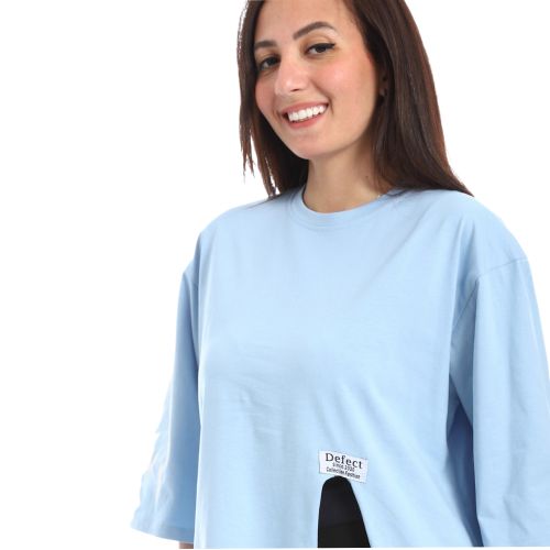 تيشرت حريمي اوفر سايز كاجول بفتحه من الجنب من Defect-baby blue-M