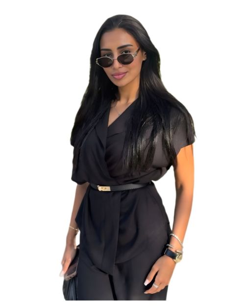 Capri’s Linen Vest