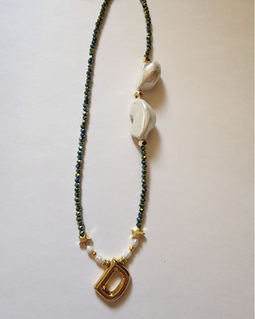 Short necklace D