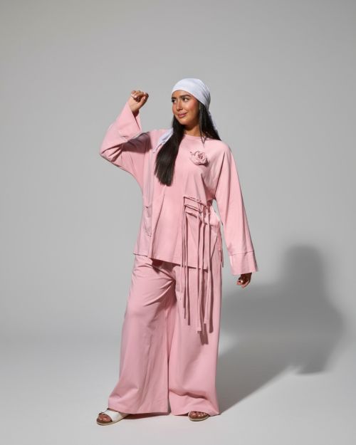 Worood Comfy Set with Pin-Pink