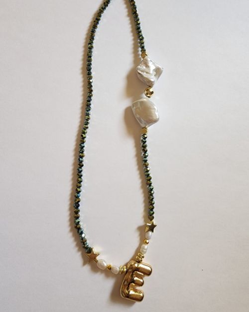 Short necklace E
