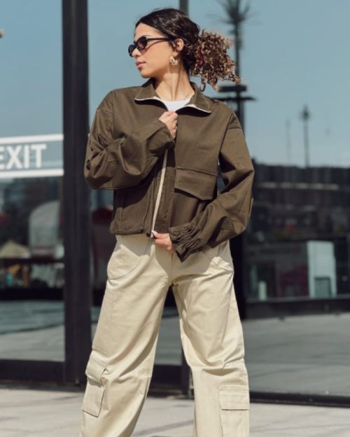Olive zipped jacket