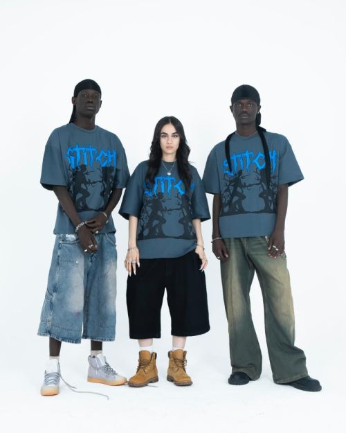 Unisex T-shirt Stitch graphic print -Gray-S