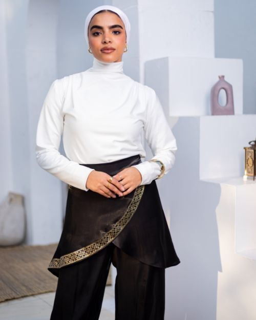 Draped Seamless Top in Off White