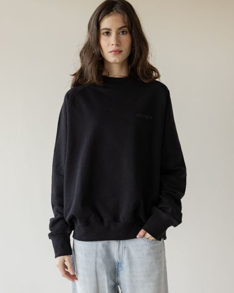 Hefty black crewneck women