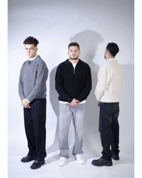 Minimal Quarter Zip Pullover