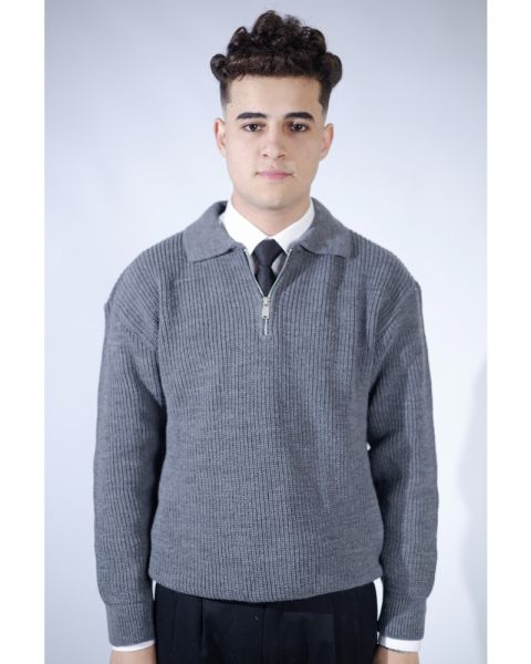 Minimal Quarter Zip Pullover