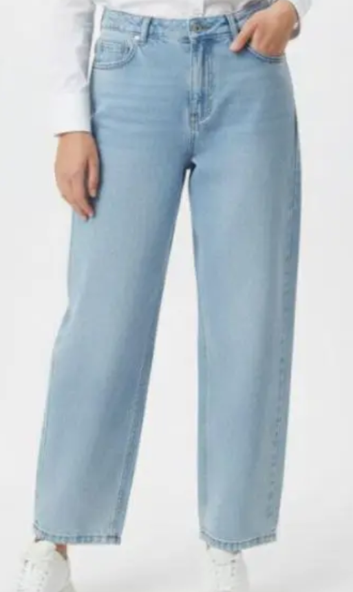 Boyfriend Iced Jeans